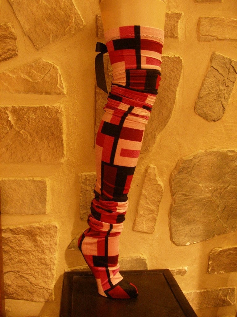 Velveteen Retro Scrunchie Stocking Socks with Black Bows on Back