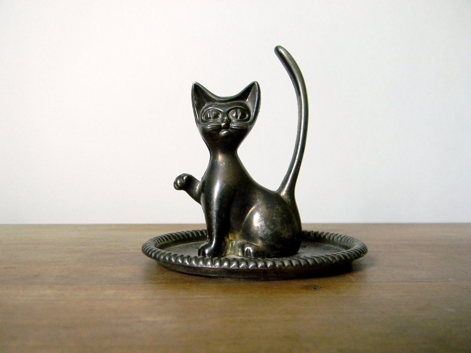 Vintage silverplate cat ring holder