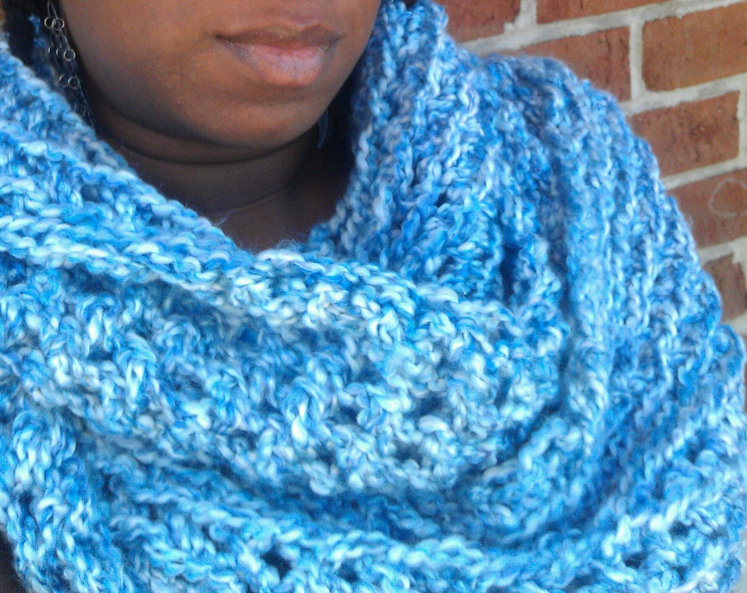 Big Chunky Blue / White Crochet Cowl, Circle Scarf, Infinity Scarf