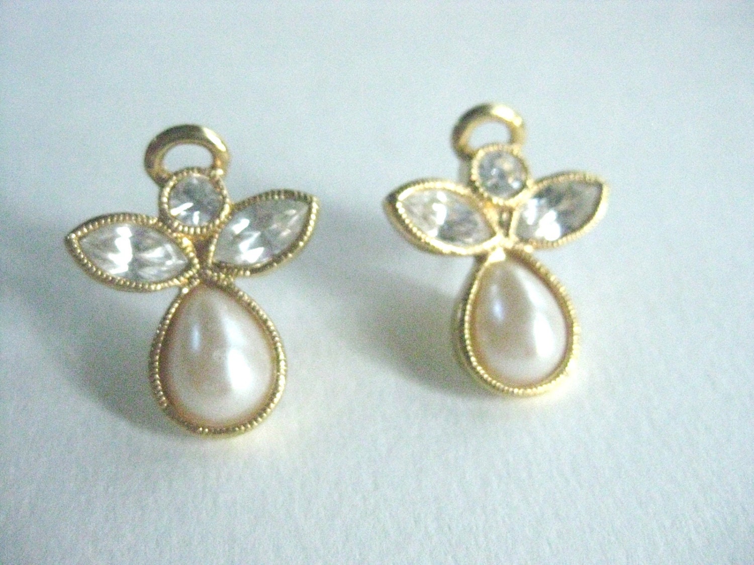 Lovely  Vintage Earrings Pearl and Crystals & Gold Tone Angel  FREE SHIPPING
