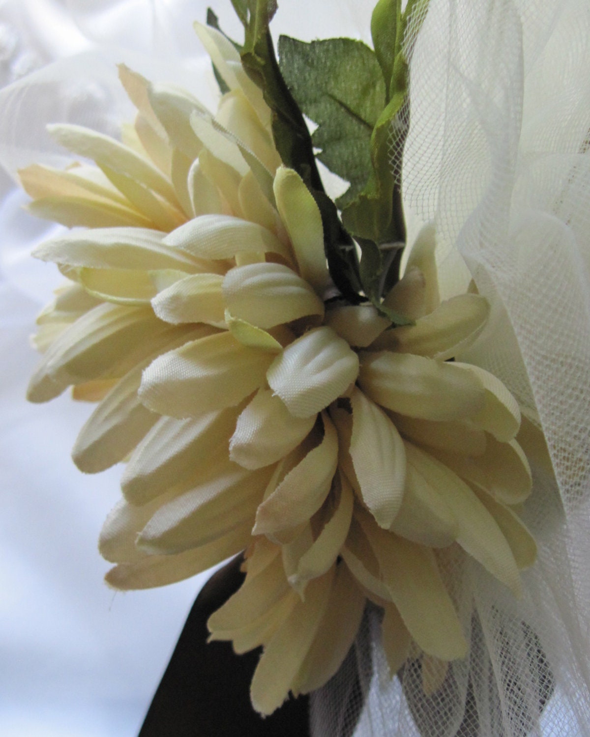 Wedding Bouquet, Silky Beige Chrysanthemum Blossom, Green Leaves, Attaches to Wedding Art  Mirrors, For Bride, Bridesmaid, Or Maid of Honor