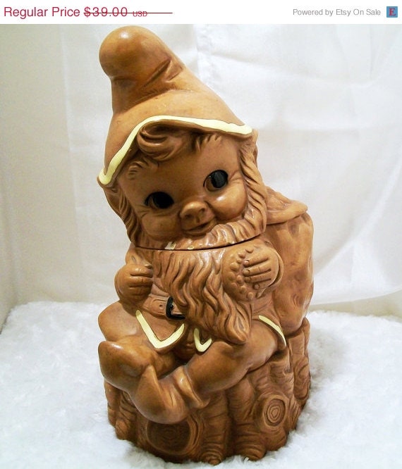 Holiday Sale Twin Winton Gnome Cookie Jar