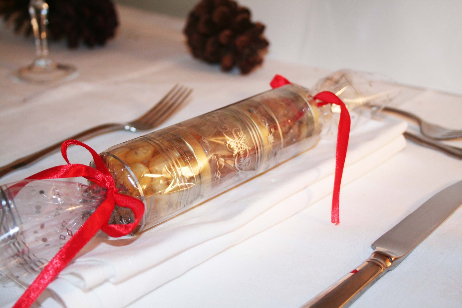 Christmas Cracker - Stocking Filler / Stuffer - Place Setting - Table Decoration