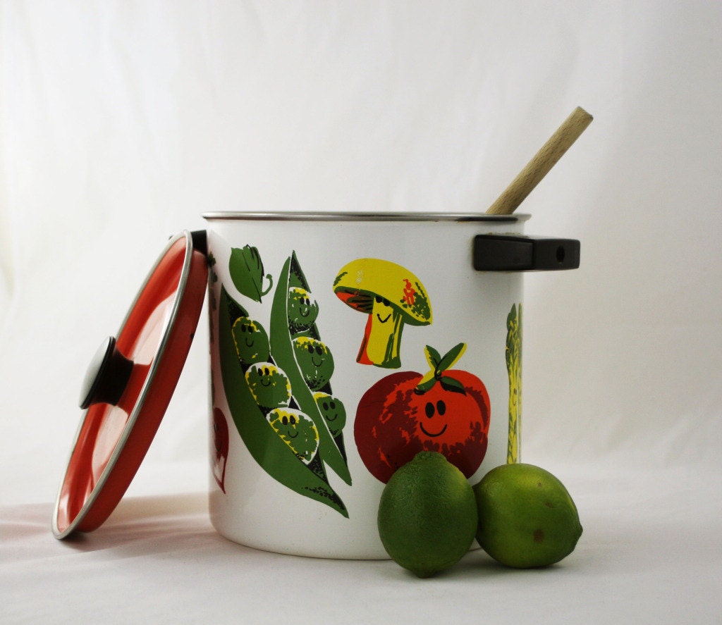 mid century bright vegetable cooking pot