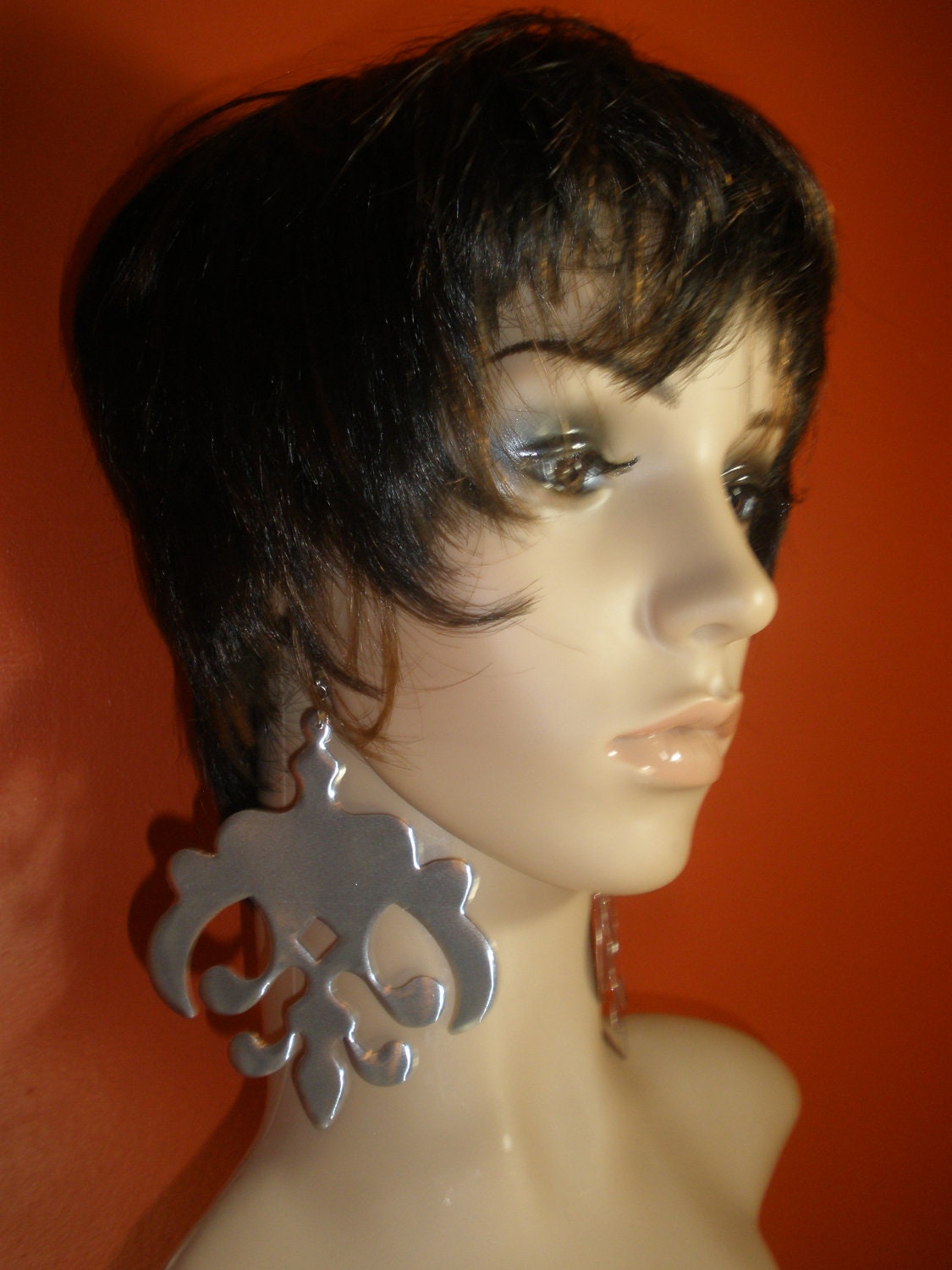 Attractive Aluminium in Fashion Jewelry Decorative Dangling Earring, Ladies Earrings, Women Earrings, Long Earrings