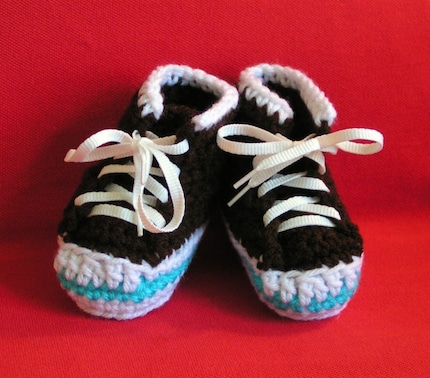 Over 100 Free Crocheted Baby Booties Patterns at AllCrafts