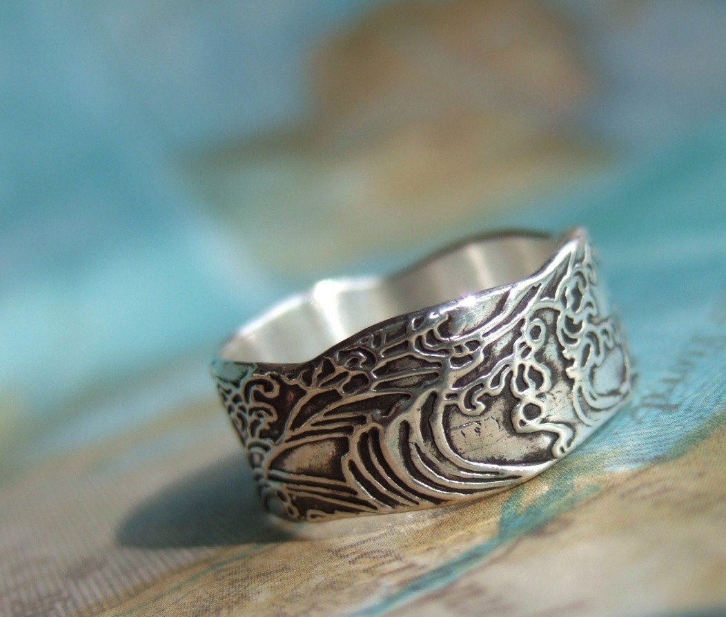 Serenity Ring, in Eco Friendly Reclaimed Fine Silver, Custom Size