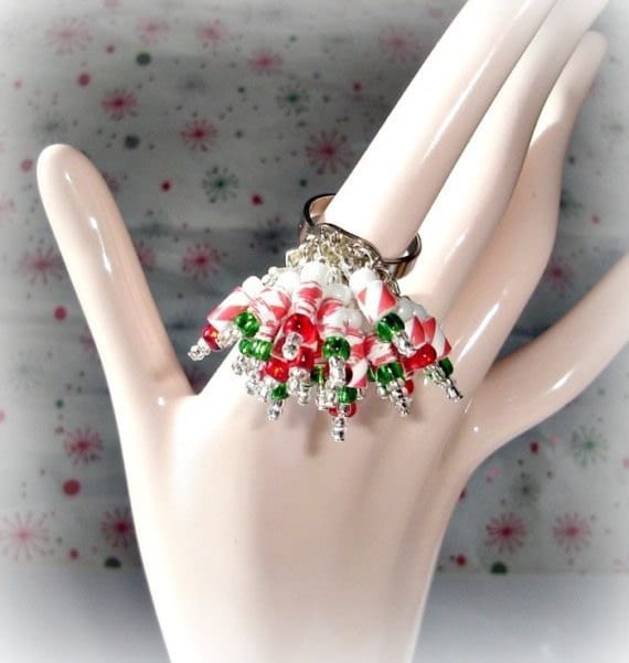 Paper Bead Cha-Cha Novelty Holiday Ring - adjustable