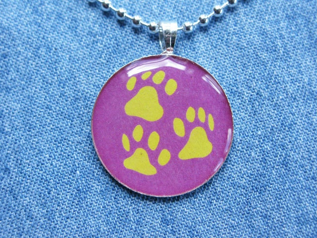 Tripawds bargain betty necklace