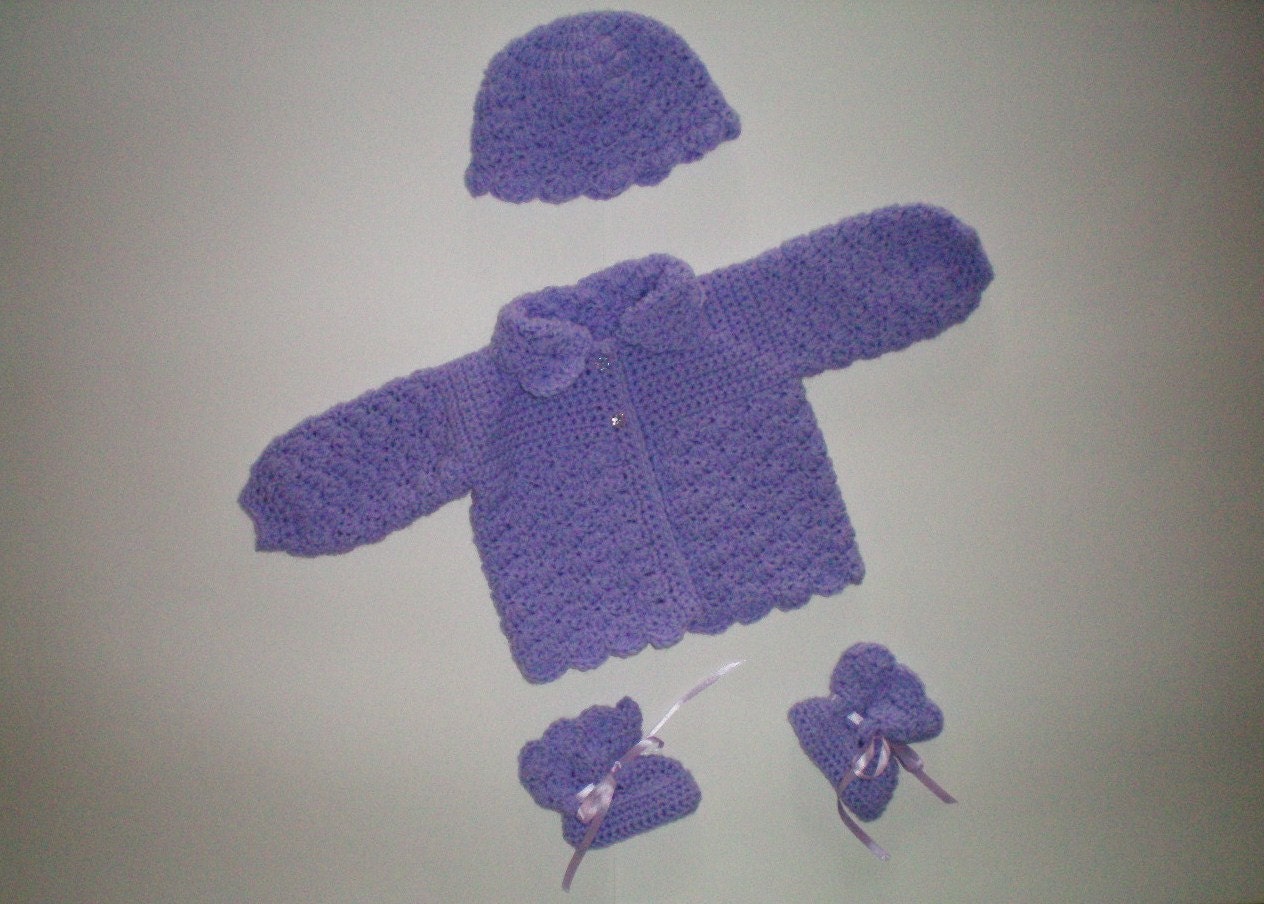 Free knitting &amp; crochet pattern - modern vintage - smocked baby